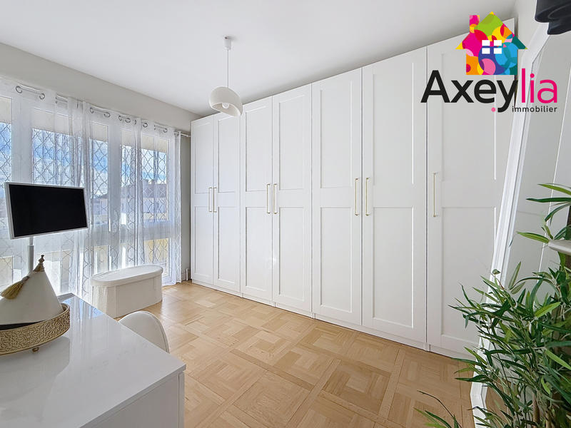 Appartement - 106 m² - 5 pièces