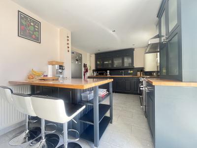 Maison - 134 m² - 6 pièces