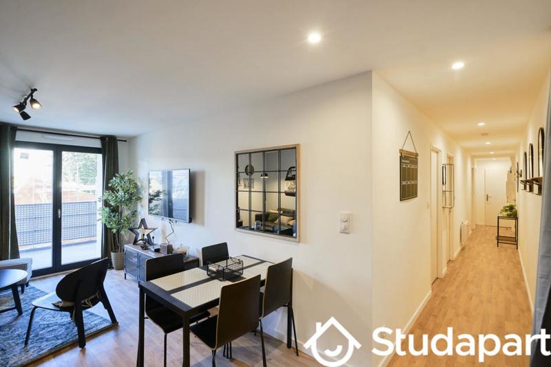 Chambre - 13 m² - 1 pièce