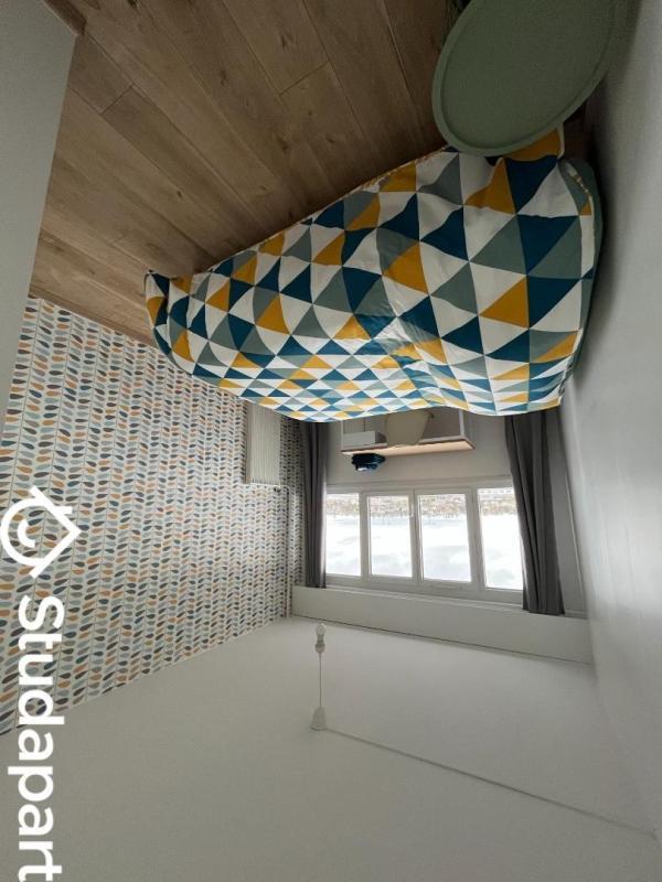 Chambre - 12 m² - 1 pièce