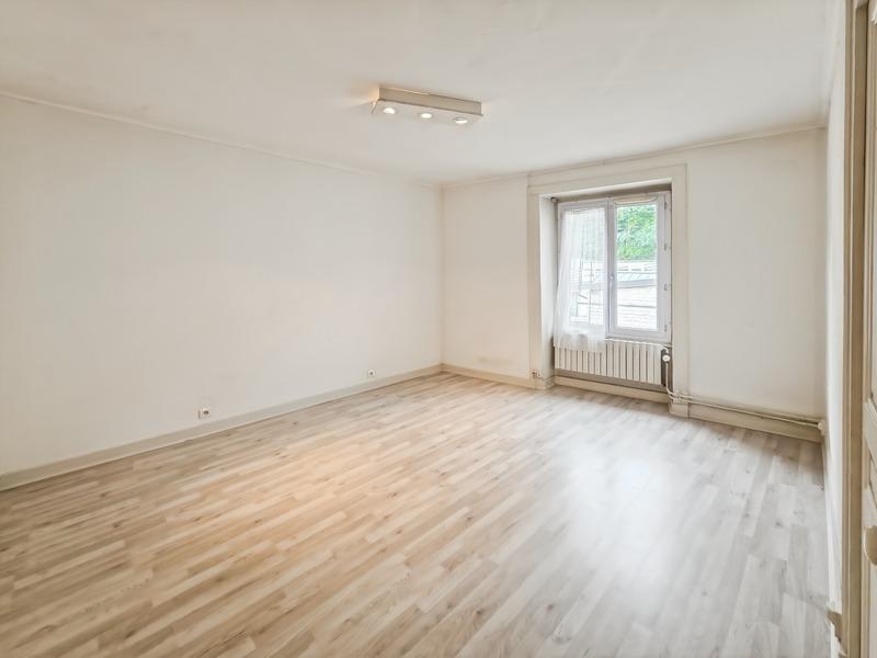 Immeuble - 167 m² - 8 pièces