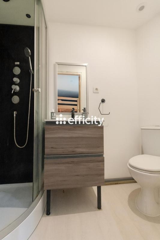 Demeure - 275 m² - 7 pièces