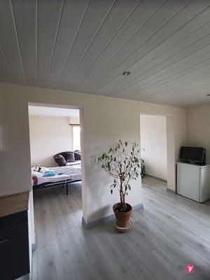 Maison - 260 m² - 7 pièces