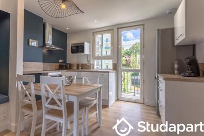 Chambre - 11 m² - 1 pièce