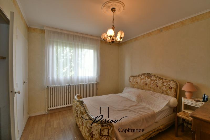 Pavillon - 96 m² - 5 pièces