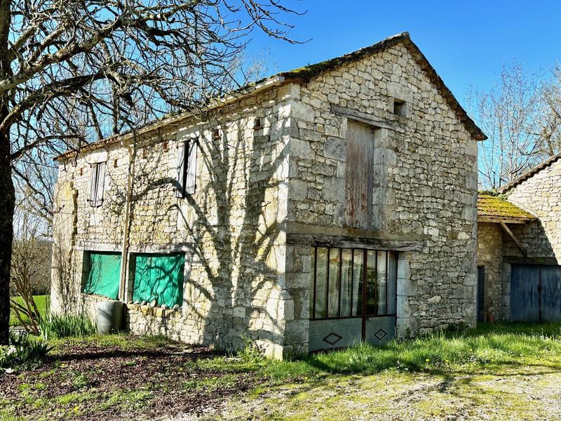 Corps de ferme - 228 m² - 9 pièces