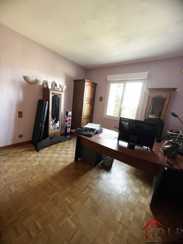 Propriété - 230 m² - 7 pièces