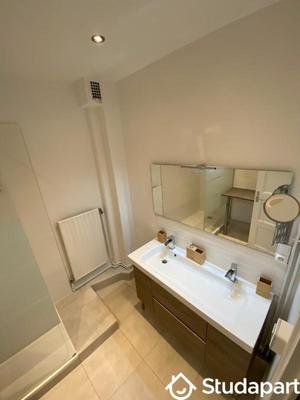 Appartement - 65 m² - 4 pièces