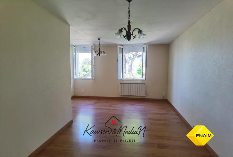 Immeuble - 250 m² - 18 pièces