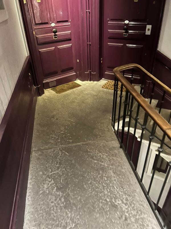 Appartement - 102 m² - 4 pièces