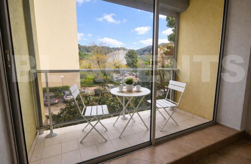 Appartement - 77 m² - 4 pièces