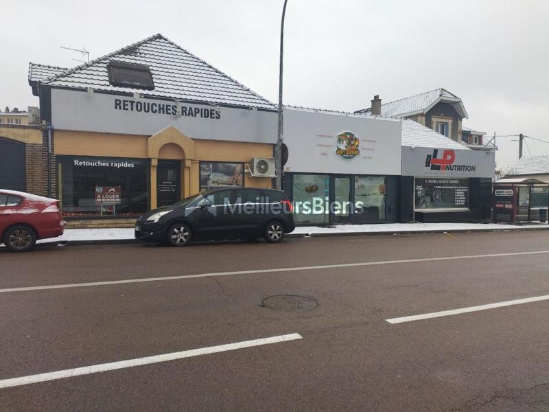 Services - 40 m² - 1 pièce