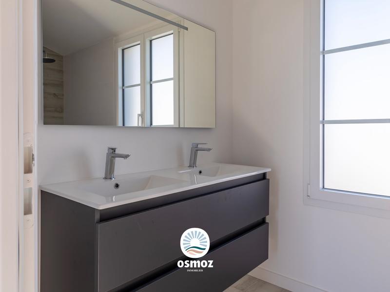 Maison traditionnelle - 102 m² - 4 pièces