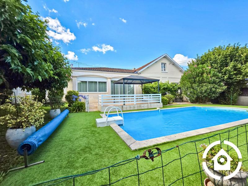 Maison - 160 m² - 5 pièces