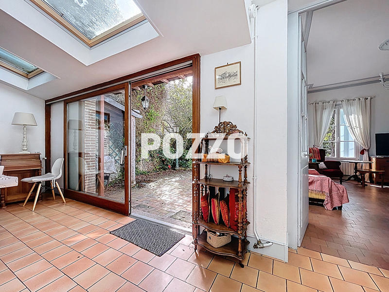 Maison - 159 m² - 6 pièces