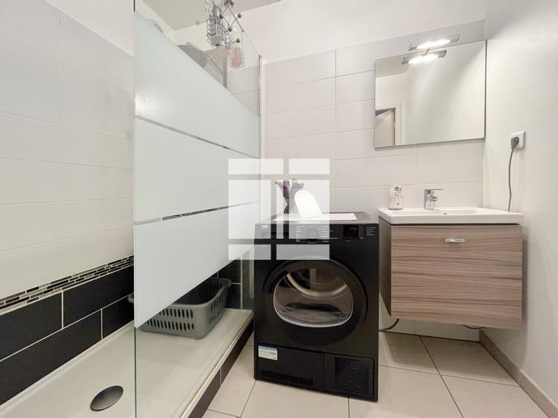 Appartement - 79 m² - 4 pièces