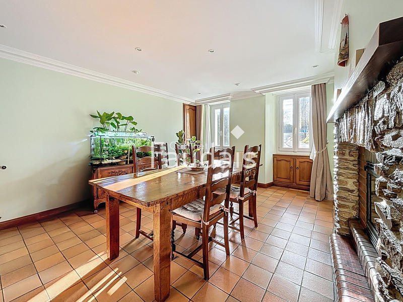 Maison - 176 m² - 6 pièces