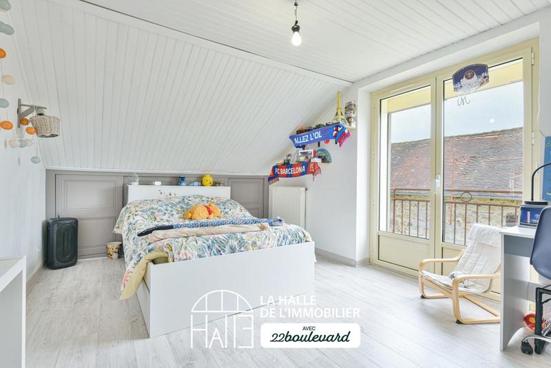 Maison - 93 m² - 5 pièces