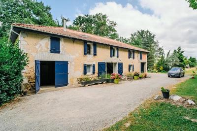 Maison - 180 m² - 6 pièces