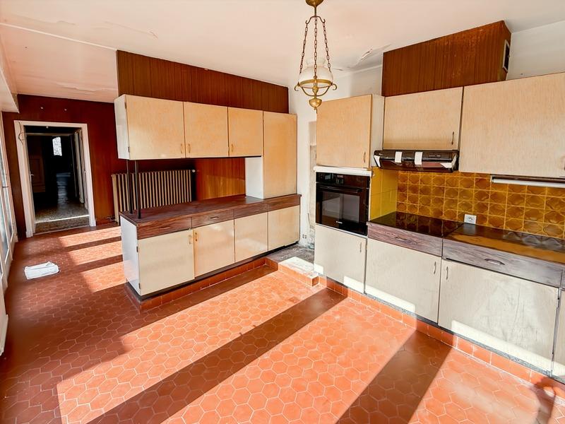 Maison bourgeoise - 242 m² - 7 pièces