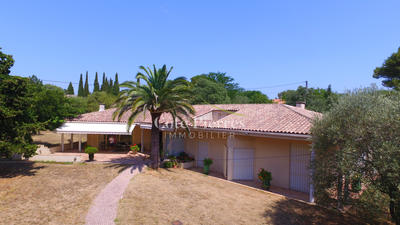 Villa - 230 m² - 7 pièces
