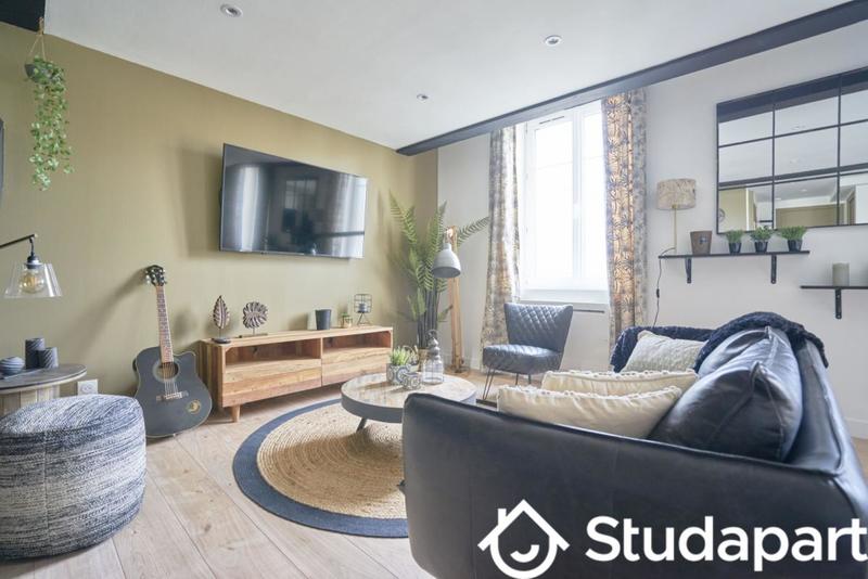 Chambre - 13 m² - 1 pièce