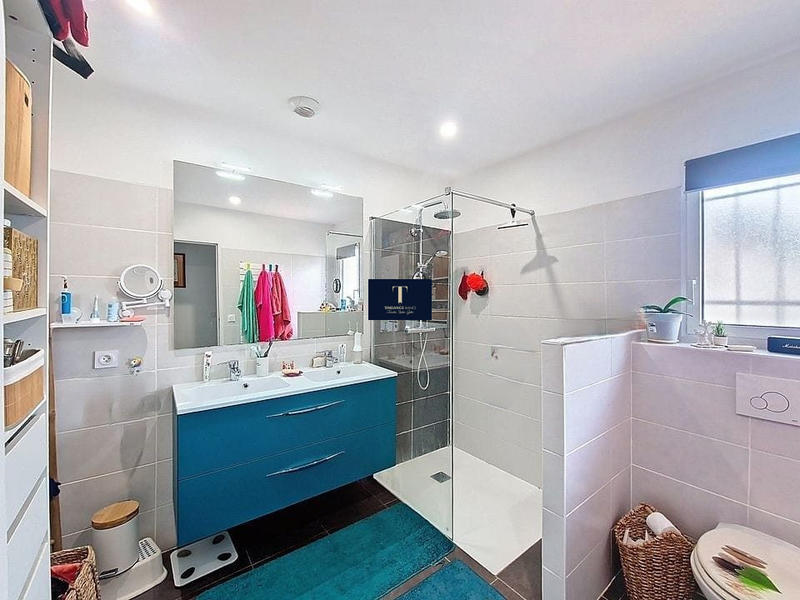 Maison contemporaine - 101 m² - 5 pièces