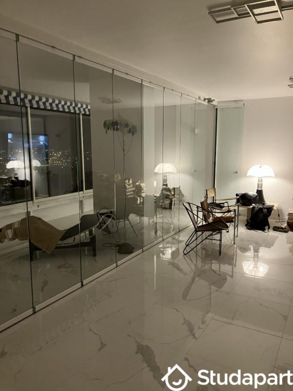 Chambre - 14 m² - 1 pièce