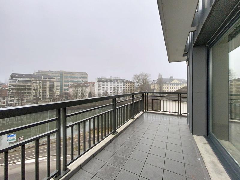 Appartement - 84 m² - 4 pièces