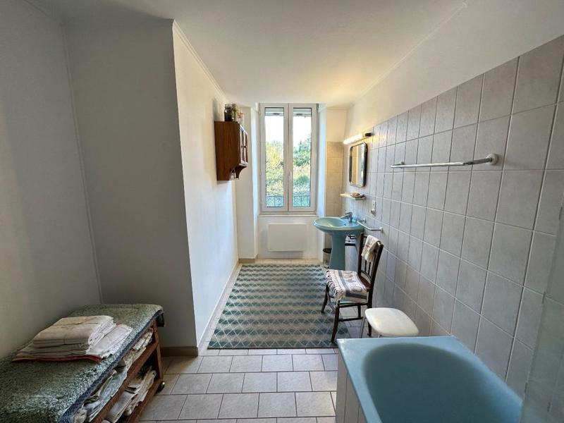 Maison de village - 196 m² - 6 pièces