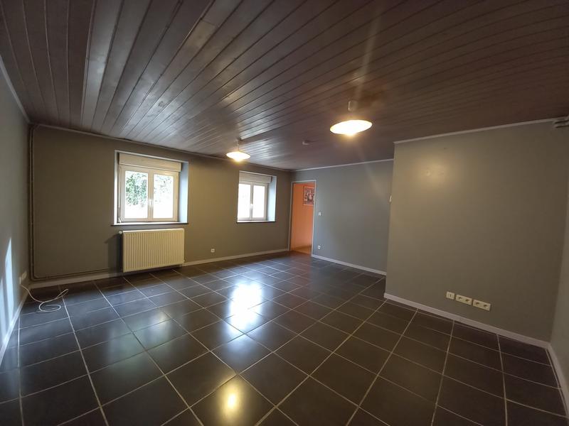 Maison traditionnelle - 215 m² - 8 pièces