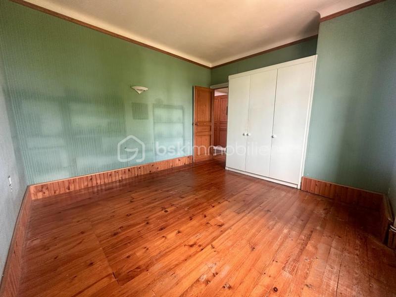 Demeure - 298 m² - 12 pièces