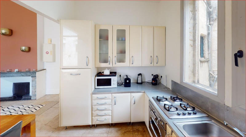 Appartement - 90 m² - 3 pièces