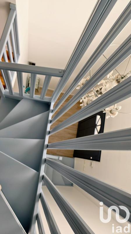 Maison - 186 m² - 6 pièces