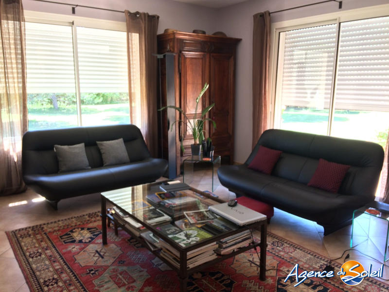 Maison - 210 m² - 7 pièces