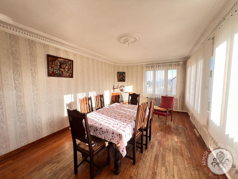 Maison - 154 m² - 7 pièces