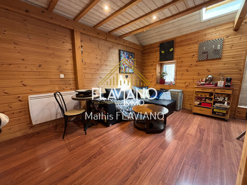 Maison - 103 m² - 5 pièces