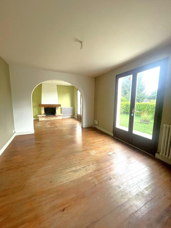 Maison - 87 m² - 7 pièces