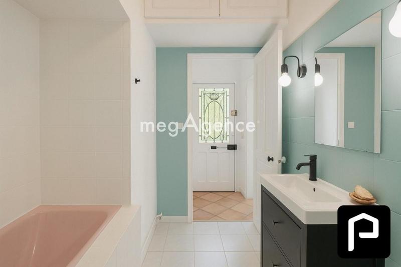 Maison - 123 m² - 7 pièces