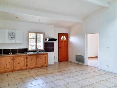 Maison - 147 m² - 7 pièces