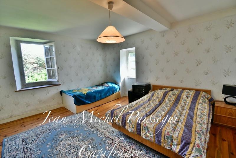 Immeuble - 220 m² - 14 pièces