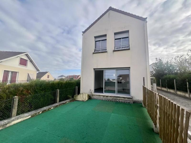 Maison - 137 m² - 7 pièces