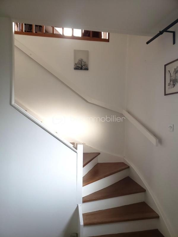 Maison traditionnelle - 125 m² - 7 pièces