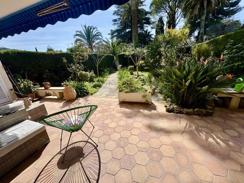 Appartement - 100 m² - 3 pièces