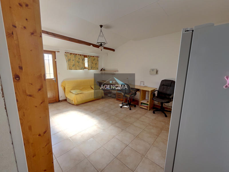 Villa - 100 m² - 5 pièces