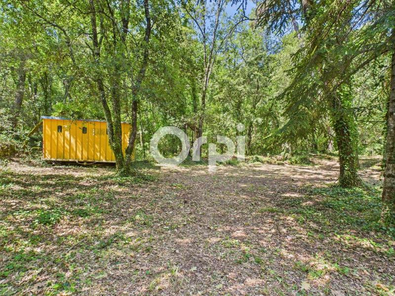 Terrain de loisirs - 3 698 m²