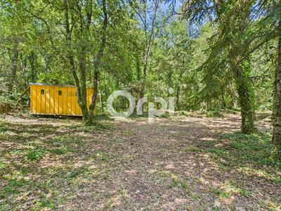 Terrain de loisirs - 3 698 m²