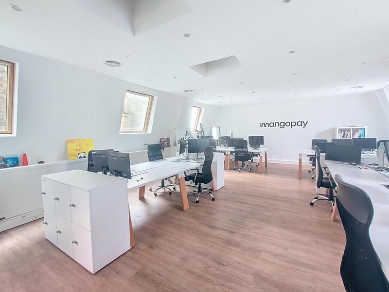 Bureau - 70 m² - 2 pièces