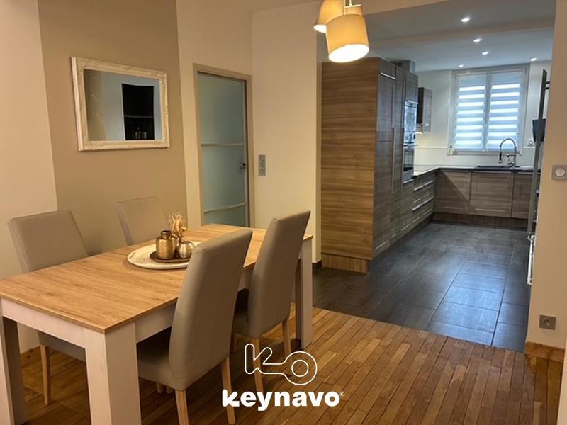 Appartement - 81 m² - 3 pièces