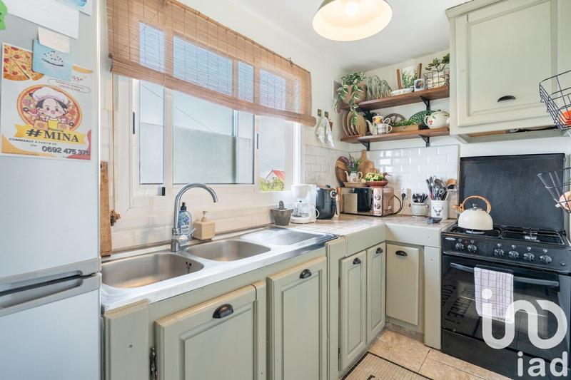 Maison - 238 m² - 13 pièces